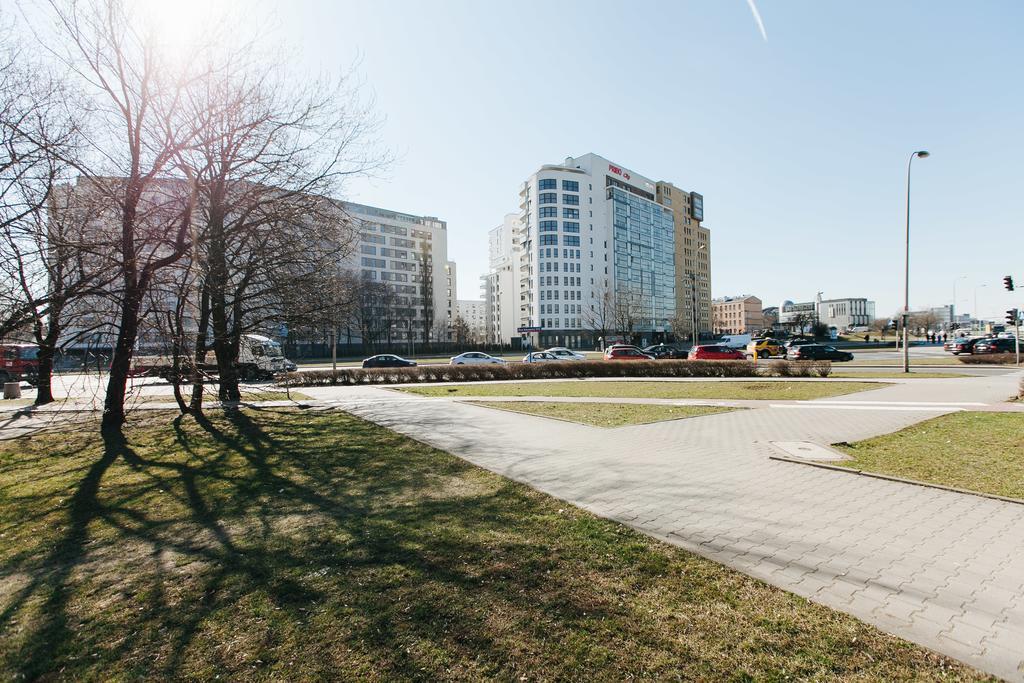 Renttner Apartamenty Varsovia Exterior foto